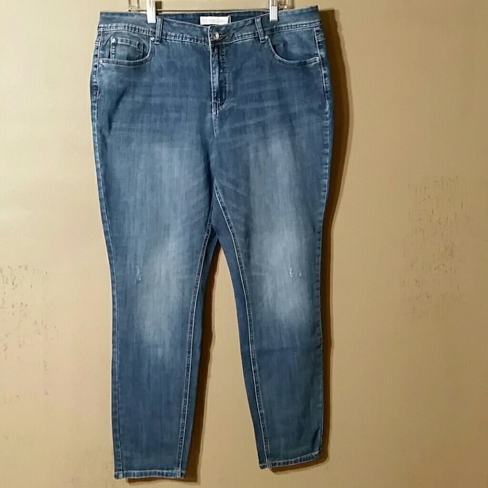Women's Jeans Distressed Size 18W